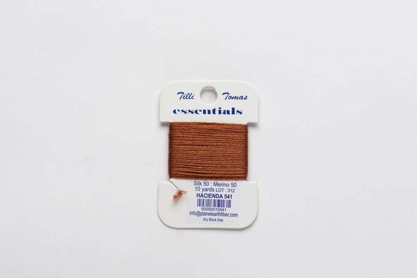 Essentials Card 541 Hacienda