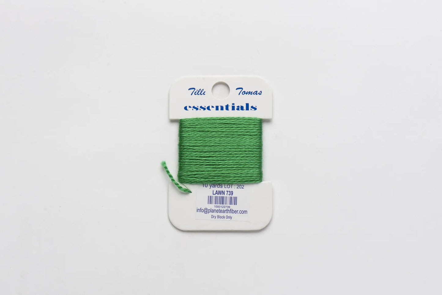 Essentials Card 739 Lawn