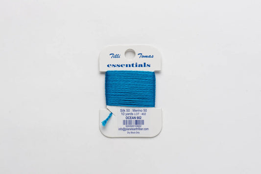 Essentials Card 662 Ocean