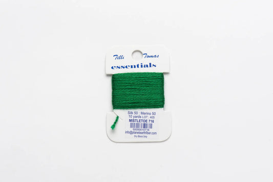 Essentials Card 716 Mistletoe