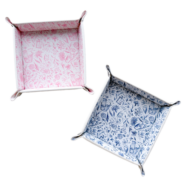 Needlepoint valet snap tray