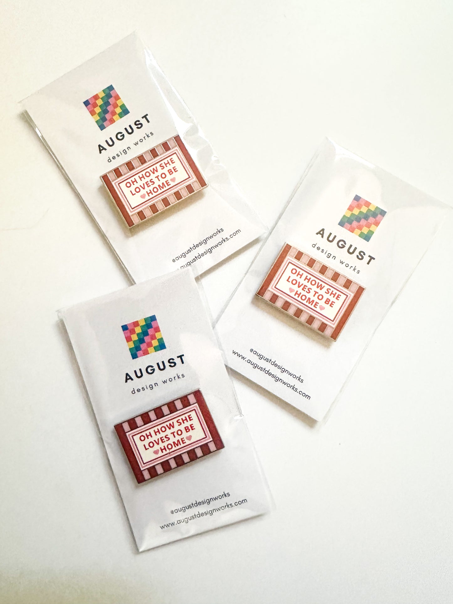 "Oh How She Loves to Be Home" Needle Minder