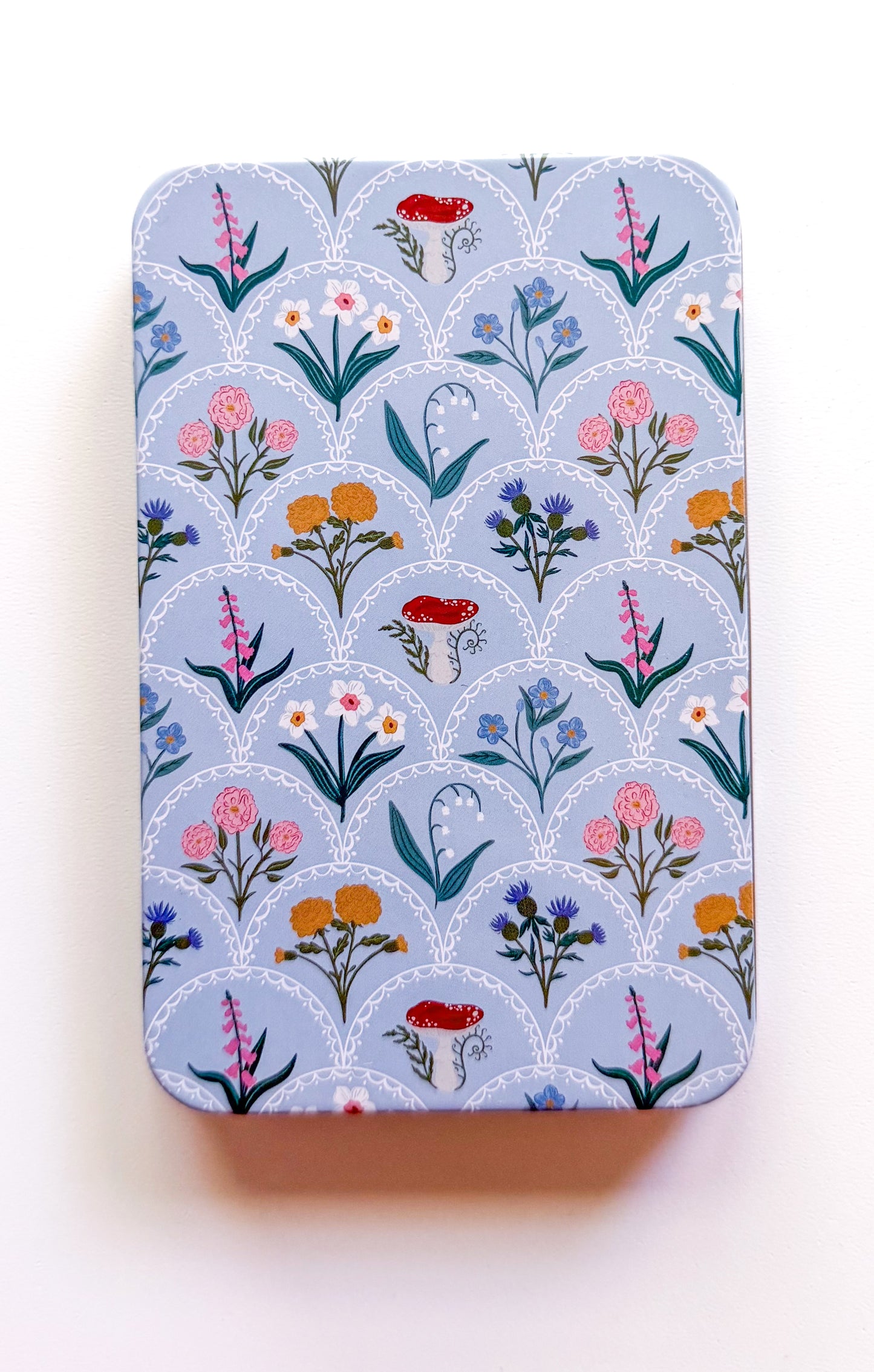 Scallop and Floral Print Tin Box with Magnet
