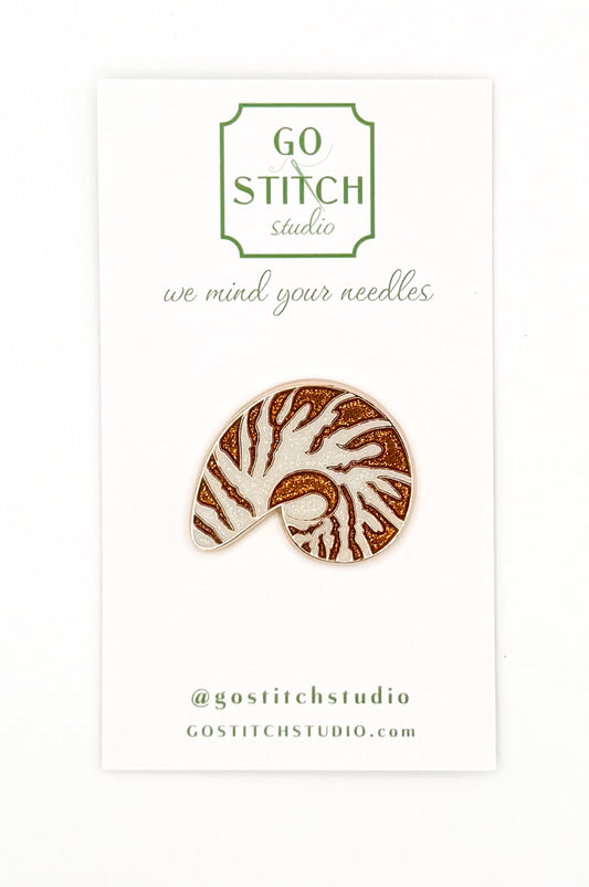 Nautilus Glitter  Needle Minder