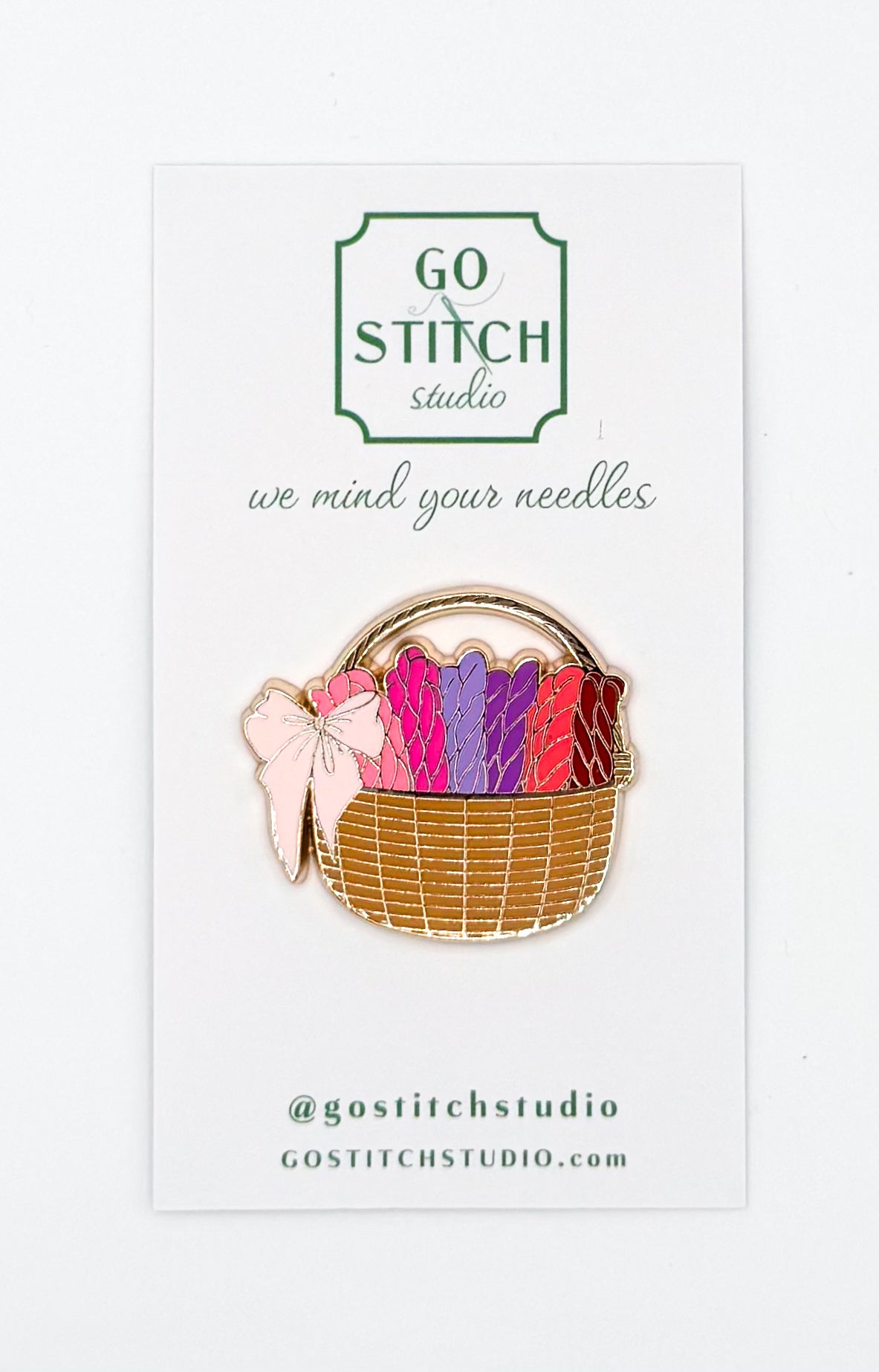 Needlepoint Basket Needle Minder