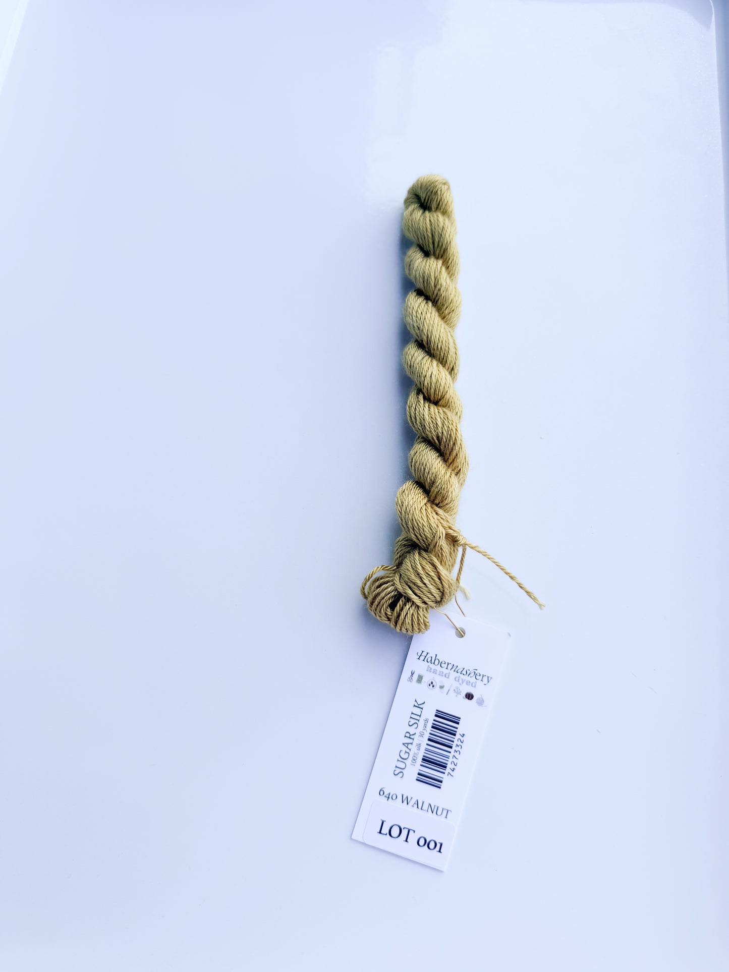 Sugar Silk 640 Walnut